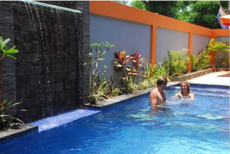 Tropica Gili Total Body Fit - Free Access Gym And Coworking Space Gili Trawangan Exterior foto