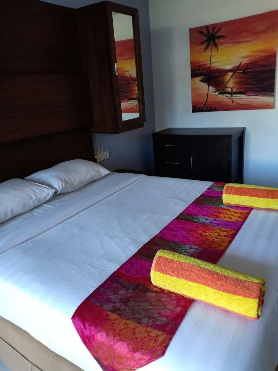 Tropica Gili Total Body Fit - Free Access Gym And Coworking Space Gili Trawangan Exterior foto